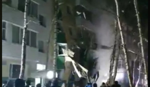 Обрушение двух этажей в пятиэтажном доме в Нижневартовске 