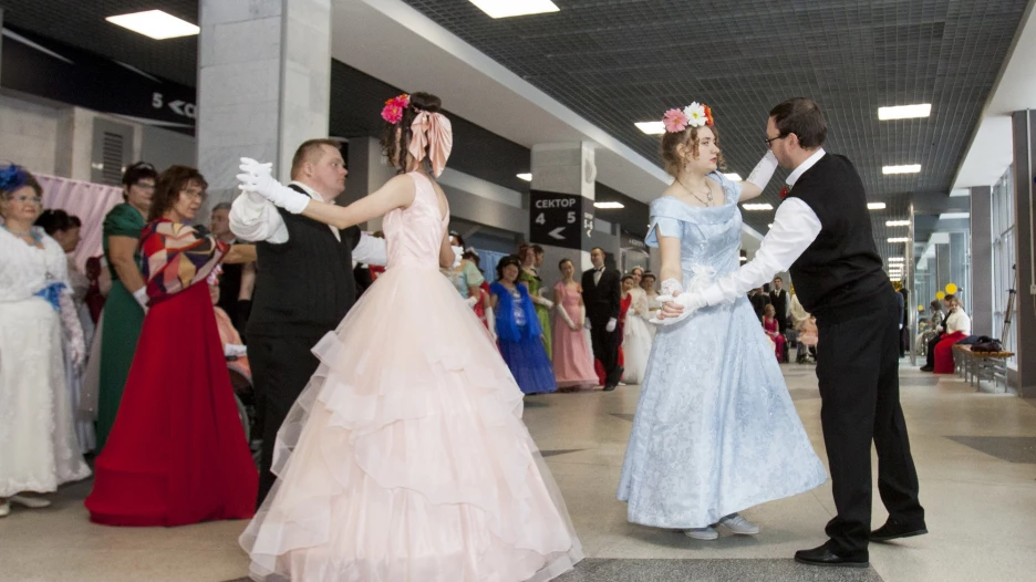 Инклюзивный бал в Барнауле. 