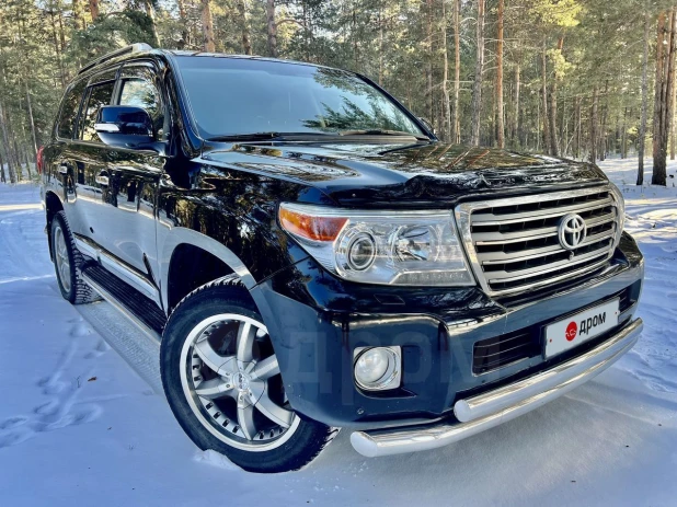 Toyota Land Cruiser 2012 года выпуска за 3,6 млн рублей 