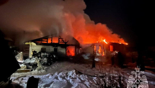 Пожар в пригороде Барнаула