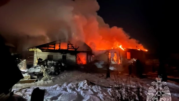 Пожар в пригороде Барнаула