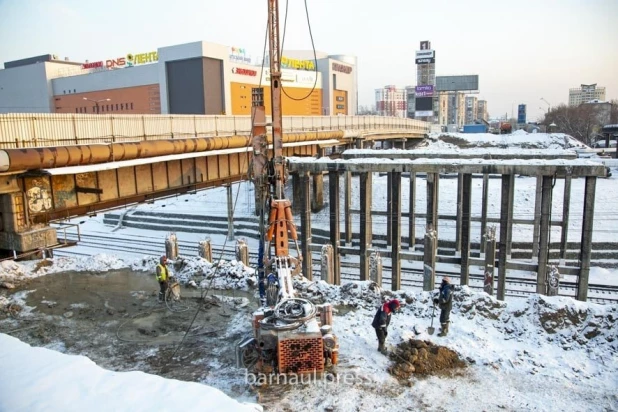 Реконструкция моста на Новом рынке в Барнауле.