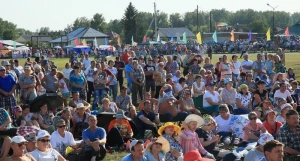 На фестивале "Земляки" на родине Михаила Евдокимова в селе Верх-Обском.