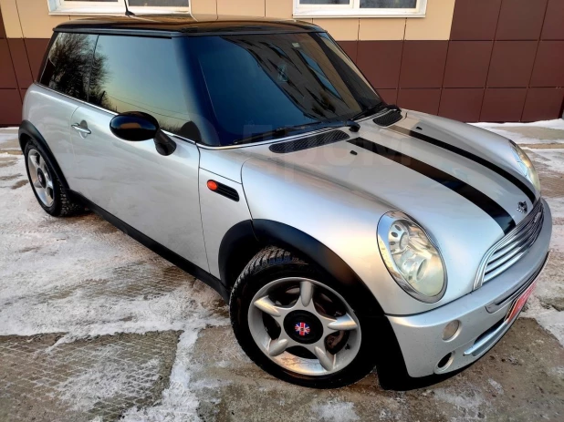 Mini Hatch 2005 года выпуска за 650 тыс. рублей