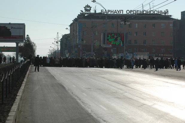 Митинг пенсионеров у правительства Алтайского края 30.10.2008.