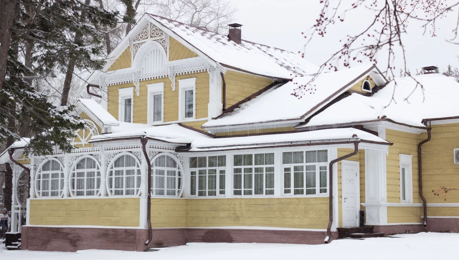 Санаторий «Сосновый бор». Дом купца Платонова.