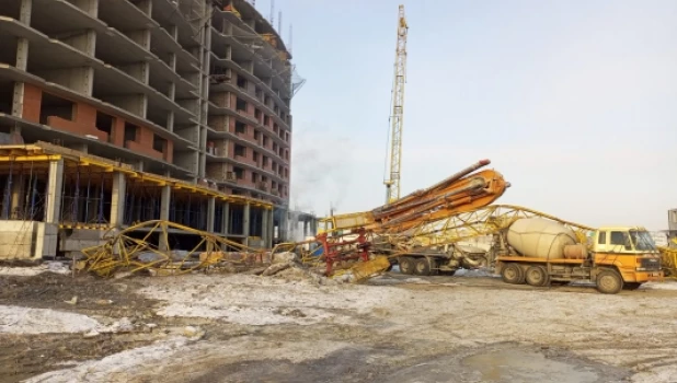 В Абакане возбуждено уголовное дело по факту гибели и травмирования рабочих на строительной площадке