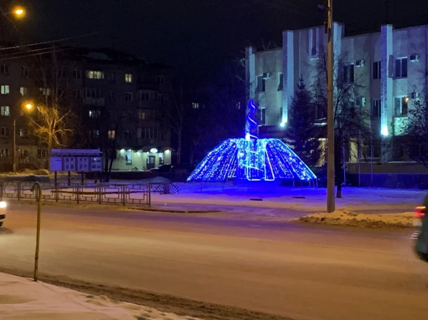 Подготовка города к Новому году.