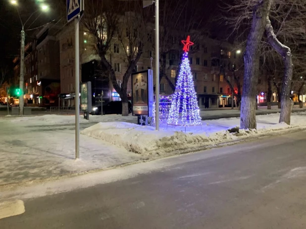 Подготовка города к Новому году.