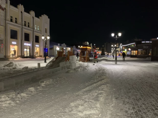 Подготовка города к Новому году.