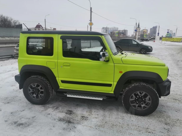 Suzuki Jimny 2021 года выпуска за 3 млн рублей в Барнауле 