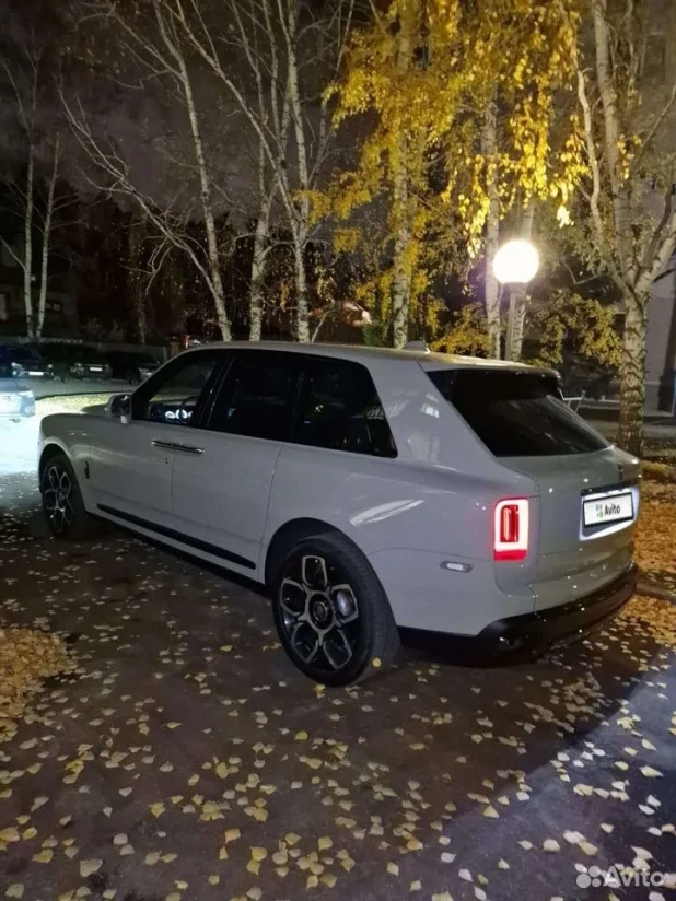 Rolls-Royce Cullinan за 62 млн рублей 