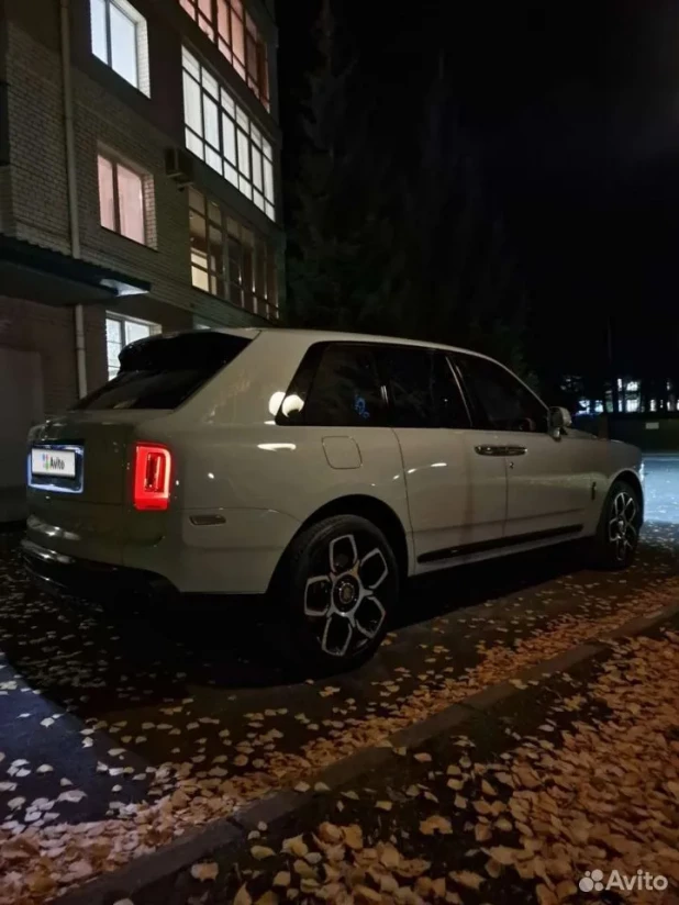 Rolls-Royce Cullinan за 62 млн рублей 