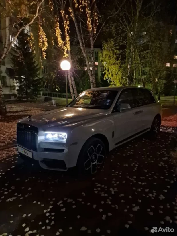 Rolls-Royce Cullinan за 62 млн рублей 