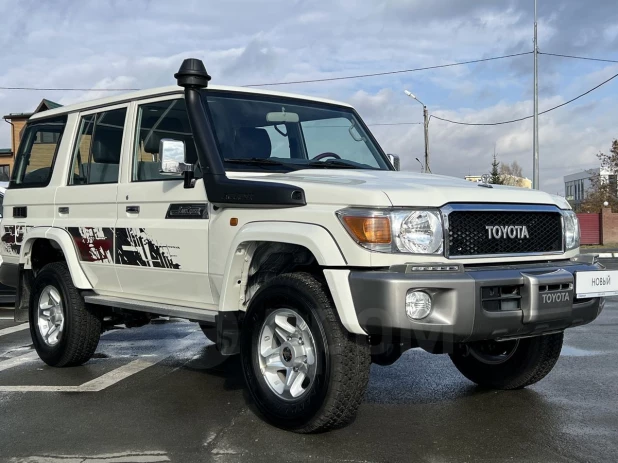 Toyota Land Cruiser за 7 млн рублей в Барнауле 