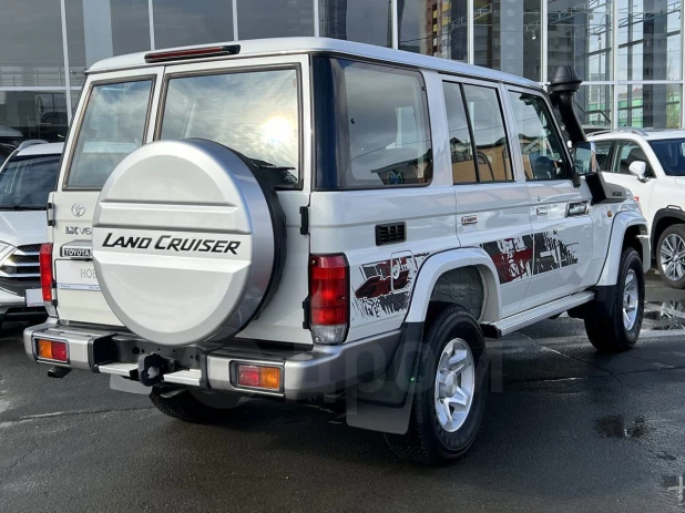 Toyota Land Cruiser за 7 млн рублей в Барнауле 