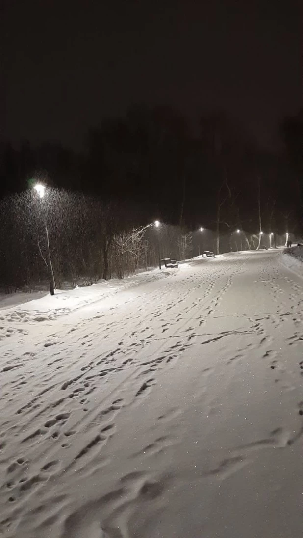 Свет в парке "Юбилейный"