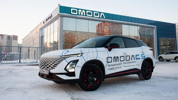 Кроссовер OMODA C 5.
