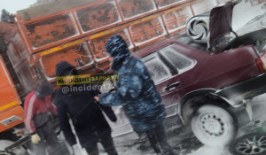 Жесткая авария с грузовиком на трассе Барнаул-Рубцовск.