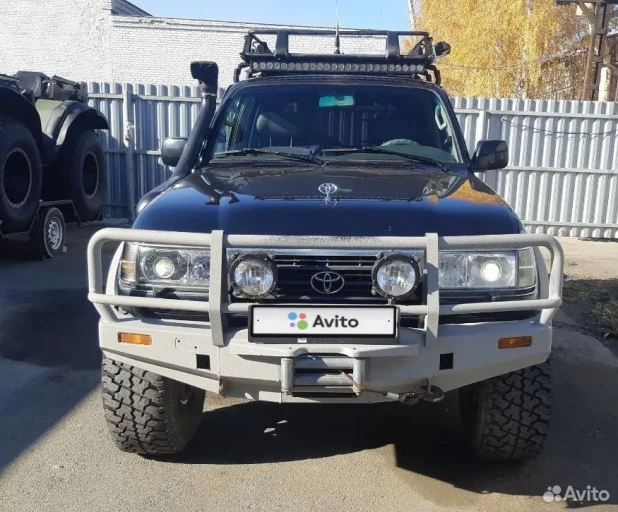 Toyota Land Cruiser 1995 года выпуска за 1,6 млн рублей 