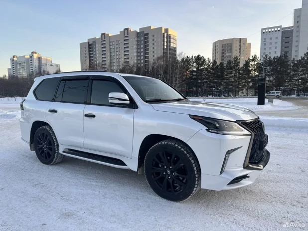 Lexus LX 2020 года выпуска за 11.5 млн рублей