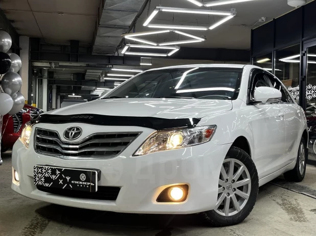 Toyota Camry 2011 года выпуска за 1 млн рублей