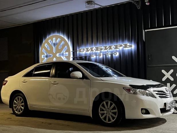 Toyota Camry 2011 года выпуска за 1 млн рублей