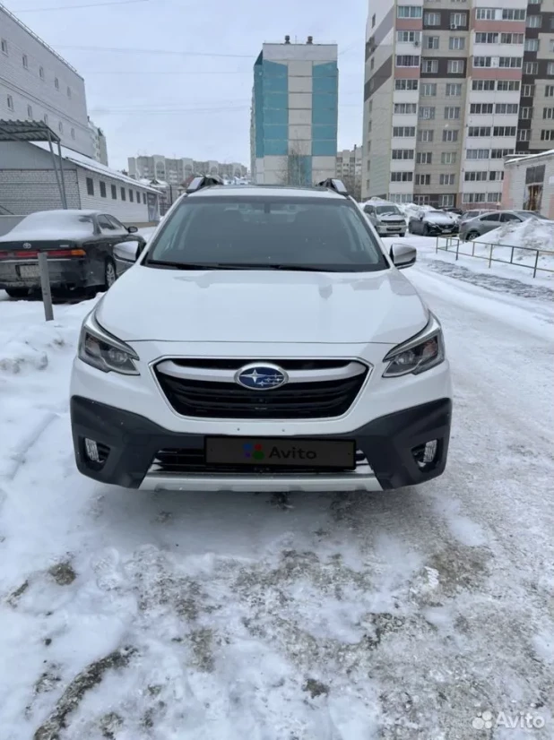 Subaru Outback 2020 год выпуска за 3,3 млн рублей 