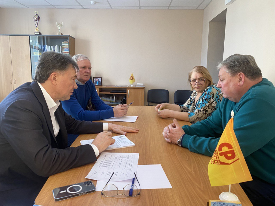 В рамках региональной рабочей недели Александр Терентьев провел прием граждан по личным вопросам.
