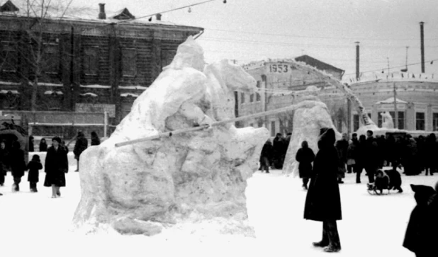 Пл. Свободы, фото 1953 года.