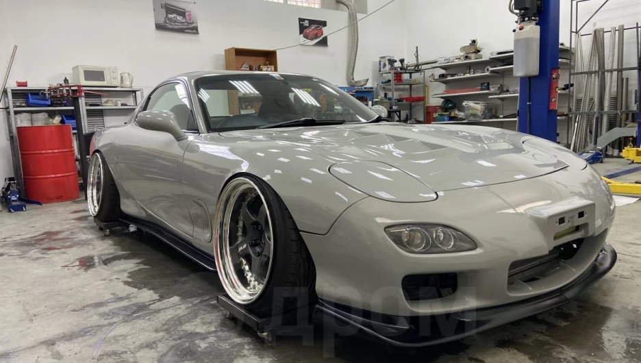 Mazda RX-7 1997.