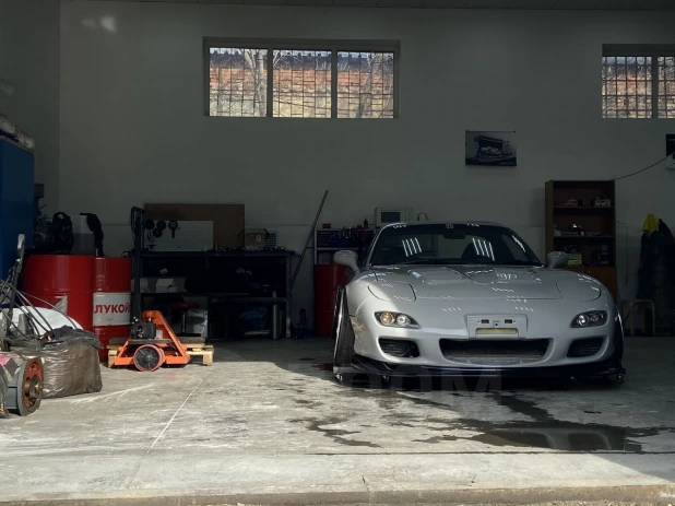 Mazda RX-7 1997.