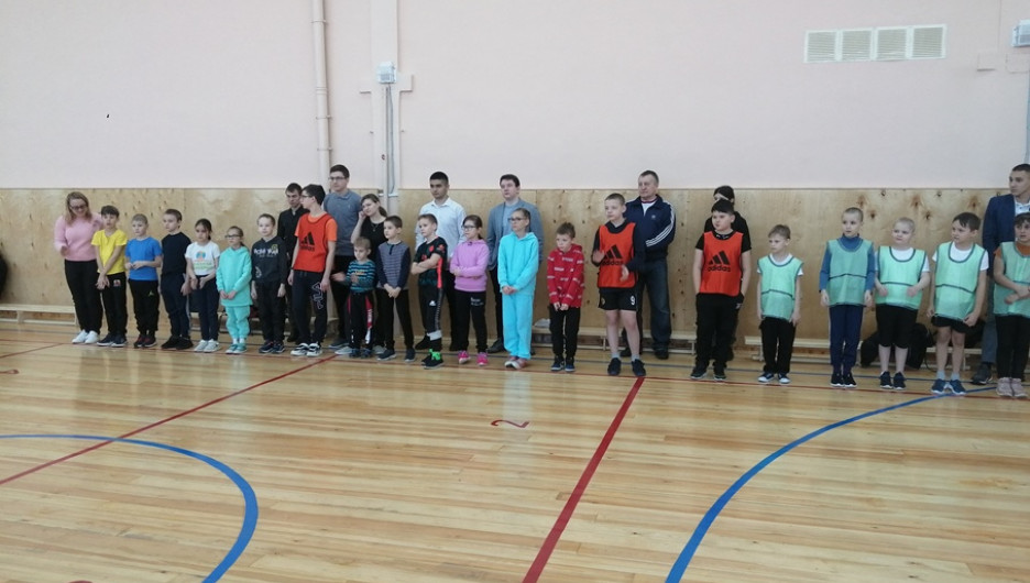 В Барнауле прошли межшкольные соревнования для ребят с ограниченными возможностями