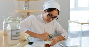 Открытие производственной аптеки.