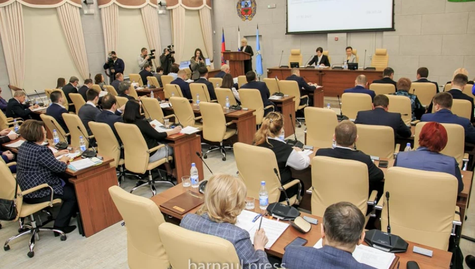 Определили кандидатов в главы районов Барнаула