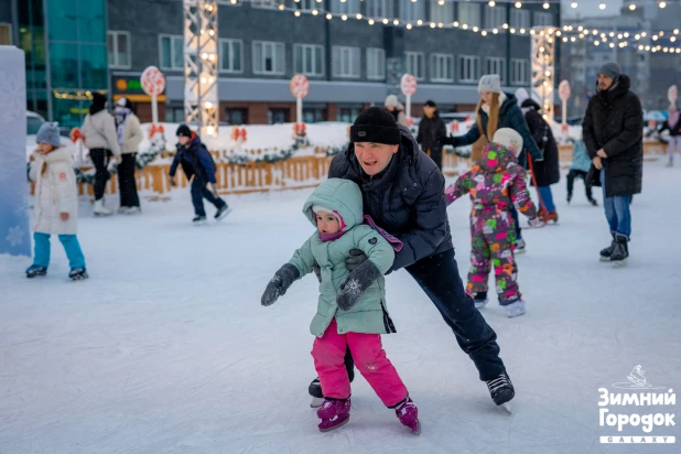 Зимний Городок ТРЦ Galaxy.