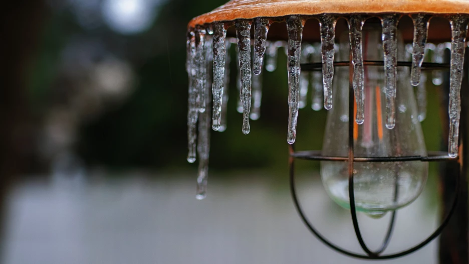 Капель. Весна.