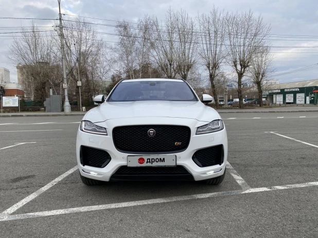 Jaguar F-Pace за 4,7 млн рублей