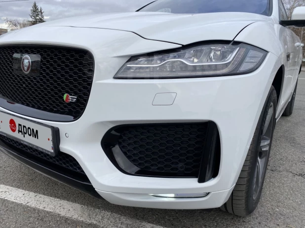 Jaguar F-Pace за 4,7 млн рублей