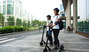 Электросамокат.