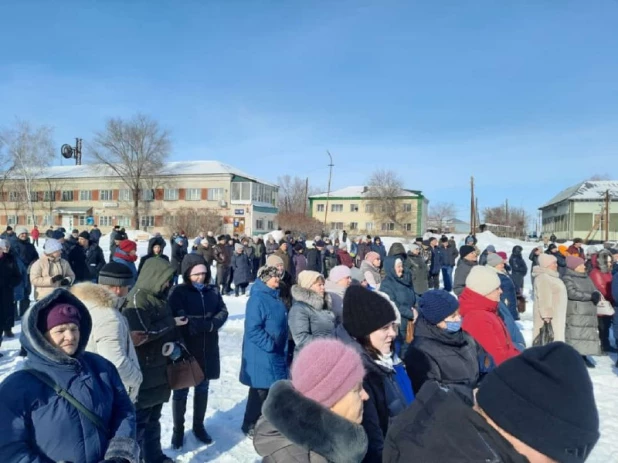 Митинг в Волчихе.