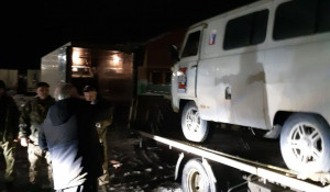 Военнослужащим в зоне СВО отправили гуманитарный груз, УАЗ и Ниву в Барнауле

