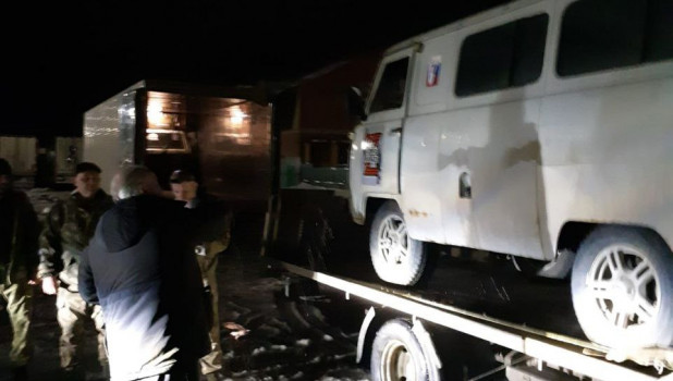 Военнослужащим в зоне СВО отправили гуманитарный груз, УАЗ и Ниву в Барнауле

