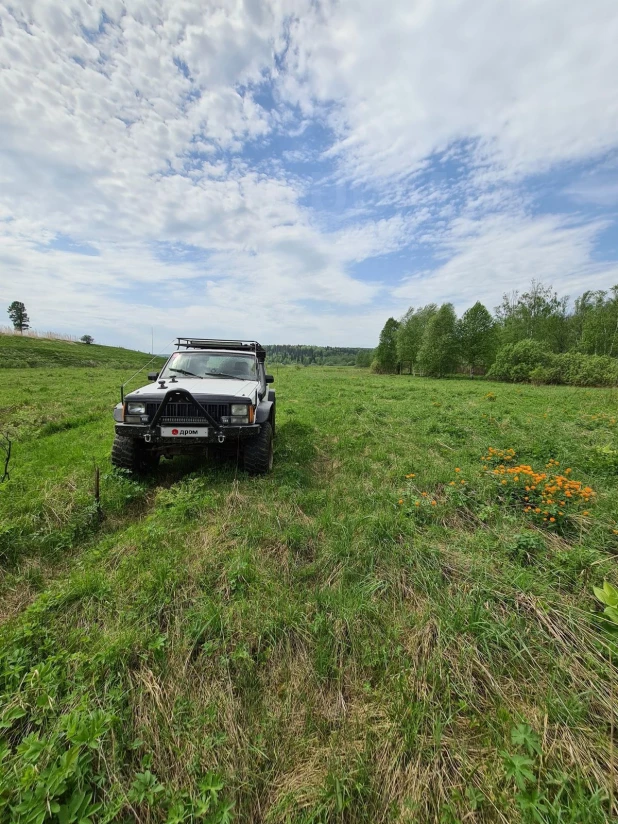 Продажа Jeep Cherokee, 1993 год в Барнауле