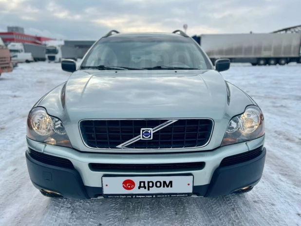 Продажа Volvo XC90, 2004 год в Барнауле.