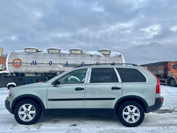 Продажа Volvo XC90, 2004 год в Барнауле.