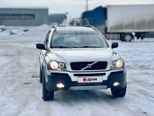 Продажа Volvo XC90, 2004 год в Барнауле.