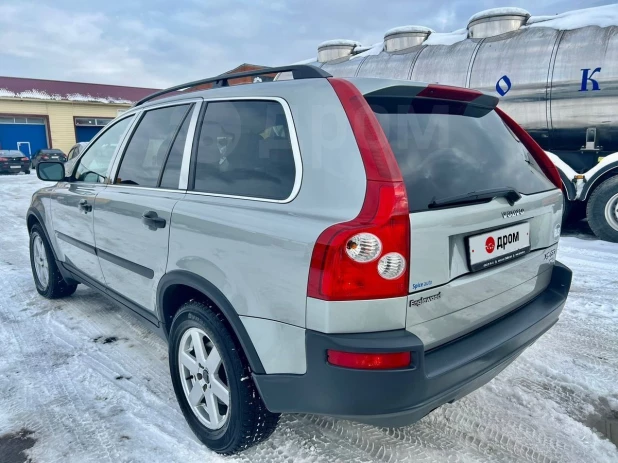 Продажа Volvo XC90, 2004 год в Барнауле.