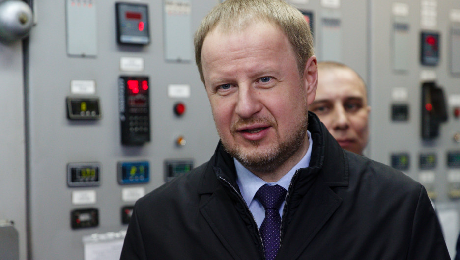 Губернатор Виктор Томенко посетил котельную в Новоалтайске.