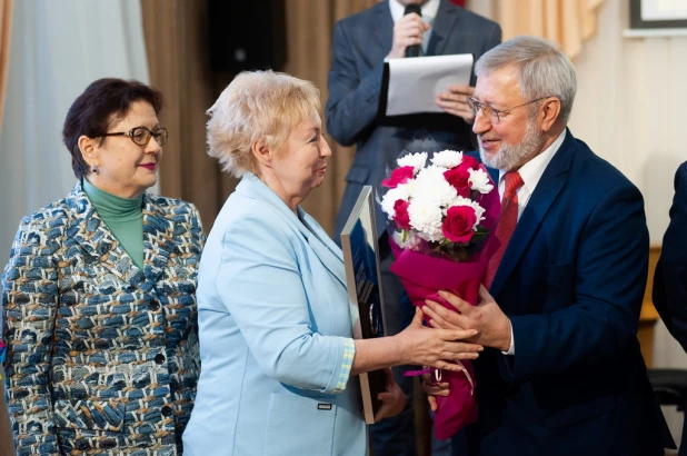 Церемония вручения Демидовкой премии.